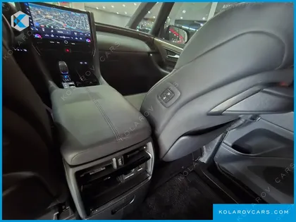 TOYOTA ALPHARD 2.5 HEV EXECUTIVE AWD