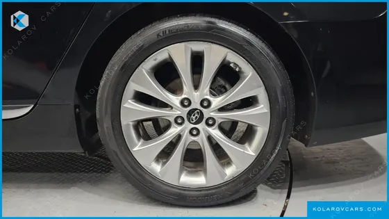 HYUNDAI GRANDEUR HG300 ROYAL