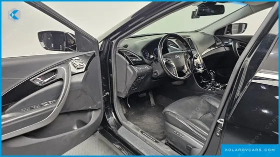 HYUNDAI GRANDEUR HG300 ROYAL