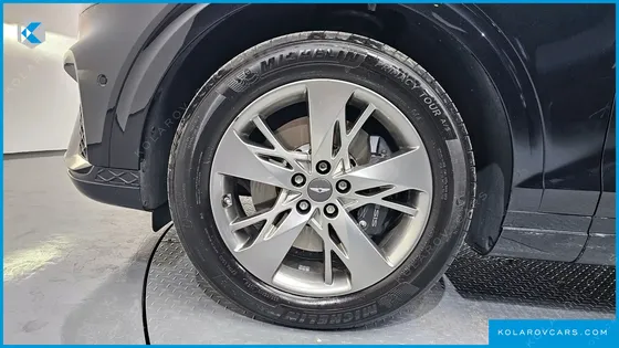 GENESIS GV70 2.5T GASOLINE 2WD