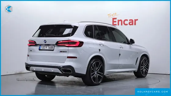 BMW X5 M50I