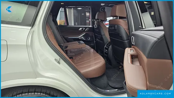 BMW X5 M50I
