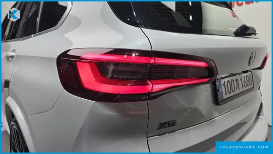 BMW X5 M50I