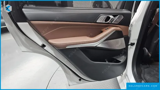 BMW X5 M50I