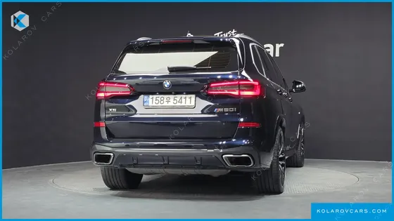 BMW X5 M50I