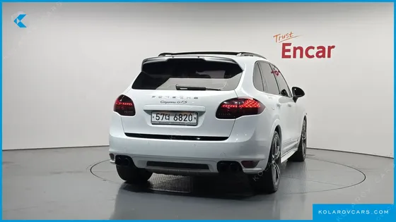 PORSCHE CAYENNE 4.8 GTS