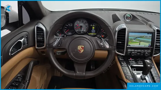 PORSCHE CAYENNE 4.8 GTS