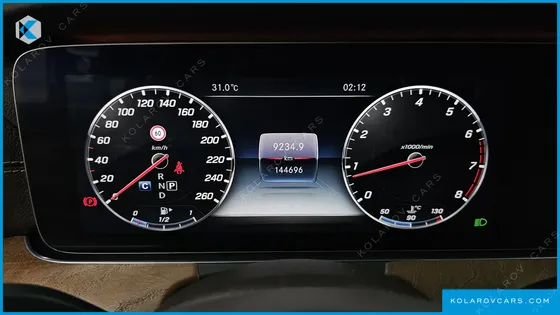 MERCEDES E-CLASS E300 4MATIC EXCLUSIVE