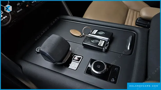 LAND ROVER DISCOVERY D300 HSE