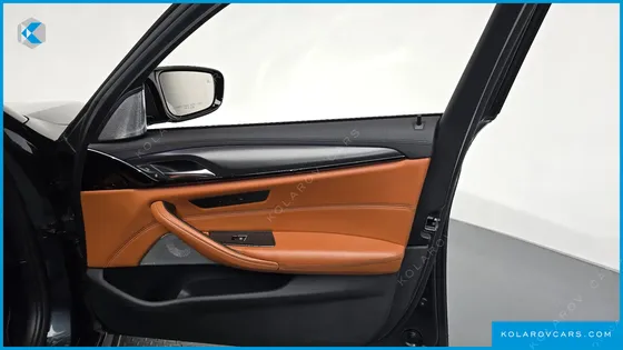 BMW M5 M5 SEDAN