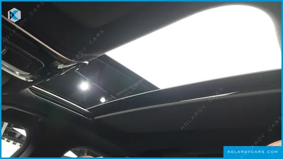 MERCEDES E-CLASS E200 AVANTGARDE