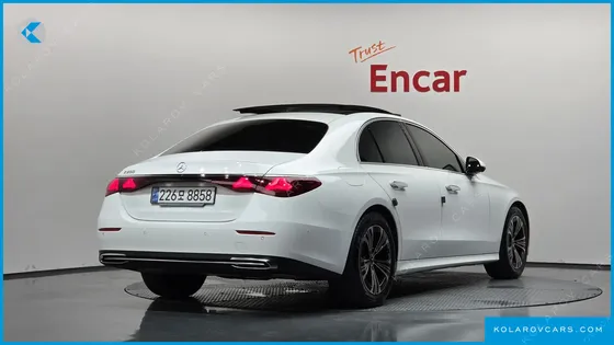 MERCEDES E-CLASS E200 AVANTGARDE