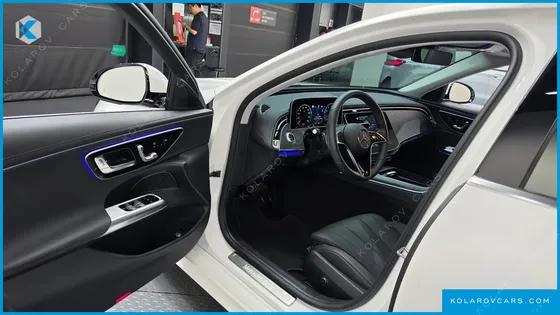 MERCEDES E-CLASS E200 AVANTGARDE