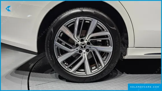 MERCEDES E-CLASS E220D 4MATIC EXCLUSIVE