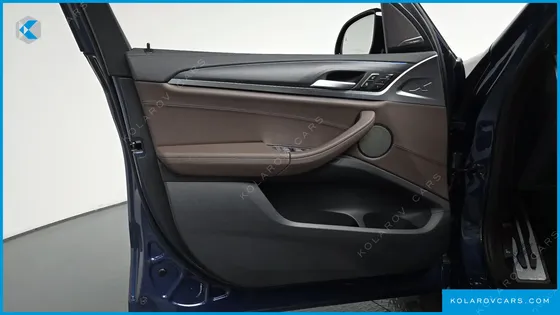 BMW IX3 M SPORTS