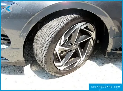 HYUNDAI SONATA INSPIRATION
