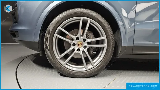 PORSCHE CAYENNE 3.0