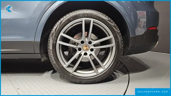 PORSCHE CAYENNE 3.0