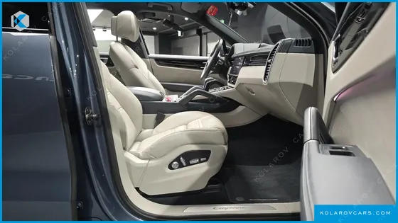 PORSCHE CAYENNE 3.0