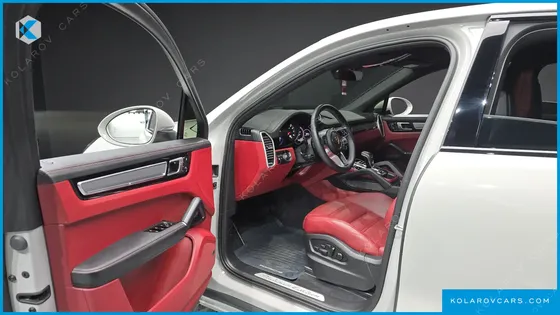 PORSCHE CAYENNE 3.0 COUPE PLATINUM EDITION