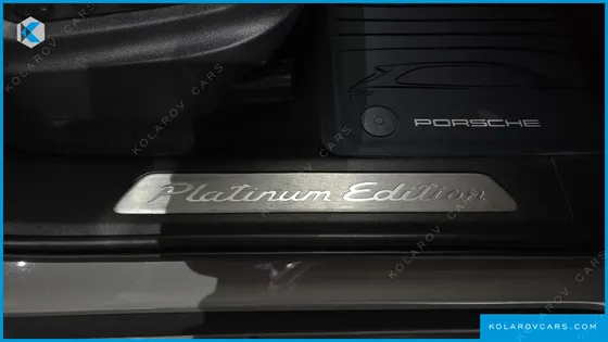 PORSCHE CAYENNE 3.0 COUPE PLATINUM EDITION