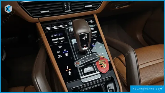 PORSCHE CAYENNE 3.0 E-HYBRID