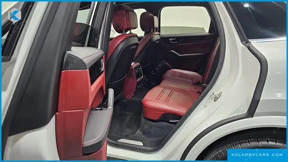 PORSCHE CAYENNE 3.0