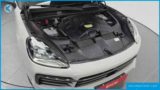 PORSCHE CAYENNE 3.0 COUPE PLATINUM EDITION