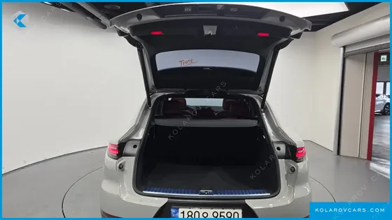 PORSCHE CAYENNE 3.0 COUPE PLATINUM EDITION