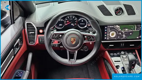 PORSCHE CAYENNE 3.0 COUPE PLATINUM EDITION