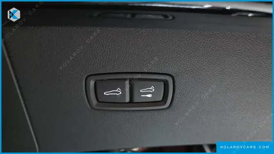 PORSCHE CAYENNE 3.0 COUPE PLATINUM EDITION