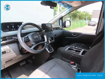 HYUNDAI STARIA CARGO 3-SEATER