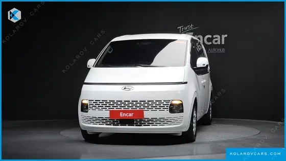 HYUNDAI STARIA CARGO 5-SEATER