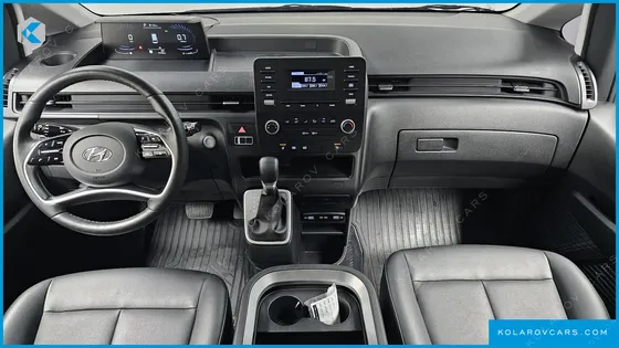 HYUNDAI STARIA CARGO 5-SEATER