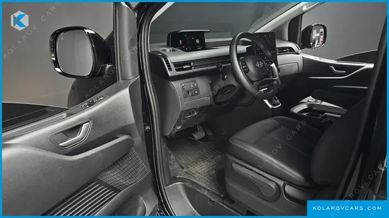HYUNDAI STARIA L3.5 CARGO 5-SEATER