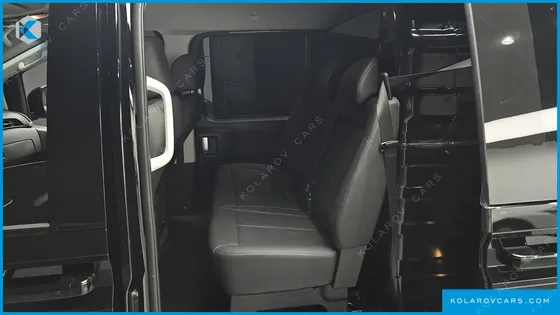 HYUNDAI STARIA L3.5 CARGO 5-SEATER