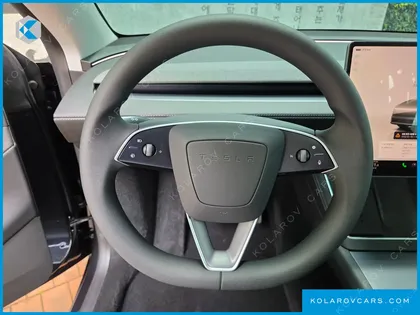 TESLA MODEL Y RWD