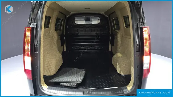 HYUNDAI STARIA CARGO 3-SEATER