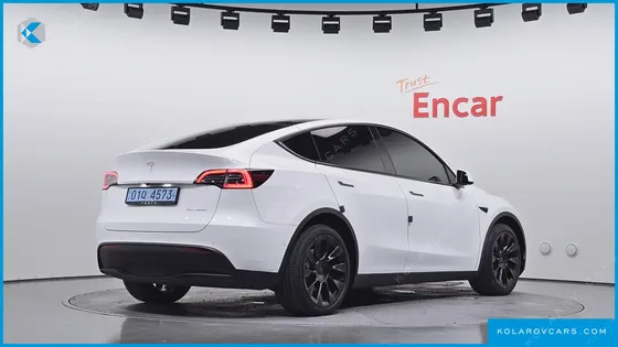 TESLA MODEL Y LONG RANGE AWD