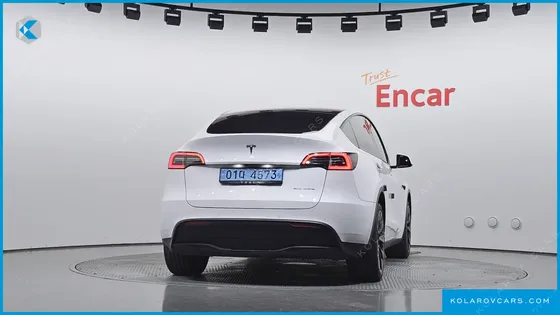 TESLA MODEL Y LONG RANGE AWD