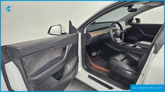 TESLA MODEL Y LONG RANGE AWD