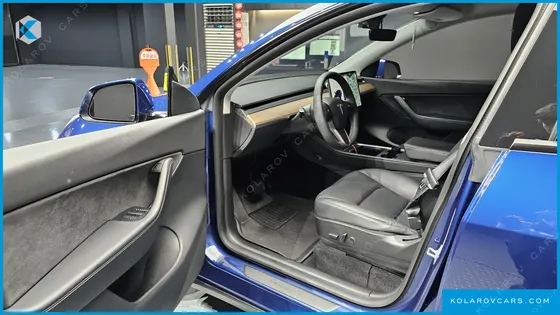 TESLA MODEL Y STANDARD RANGE RWD