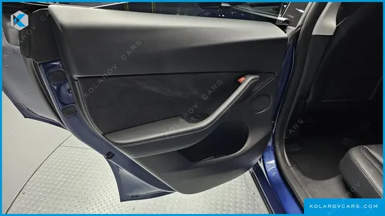 TESLA MODEL Y STANDARD RANGE RWD