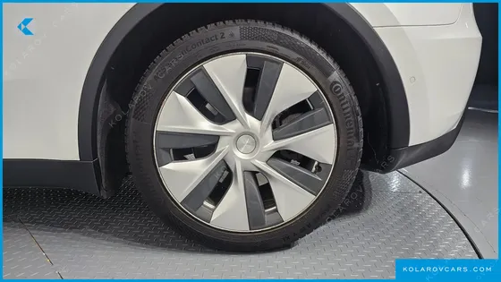 TESLA MODEL Y LONG RANGE AWD
