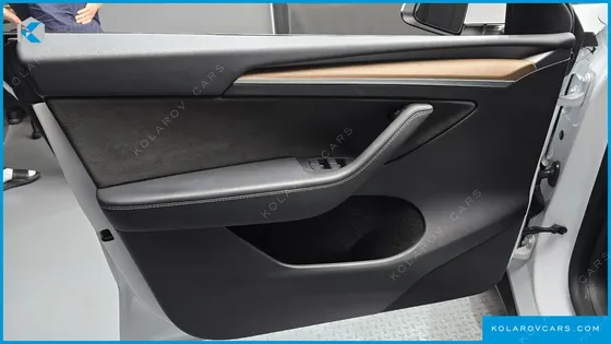 TESLA MODEL Y LONG RANGE AWD
