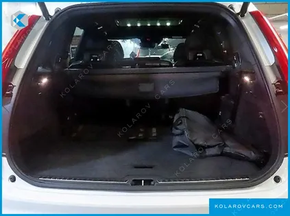 VOLVO XC90 T8 R-DESIGN HYBRID