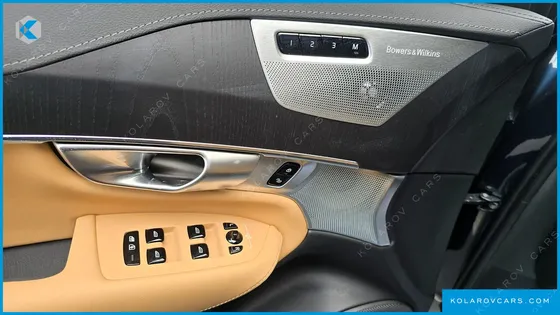 VOLVO XC90 T8 ULTIMATE BRIGHT HYBRID