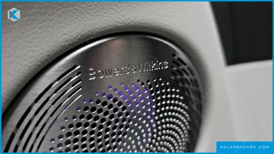BMW XM 4.4 LABLE
