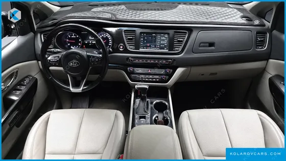 KIA CARNIVAL 9-SEATER NOBLESSE SPECIAL