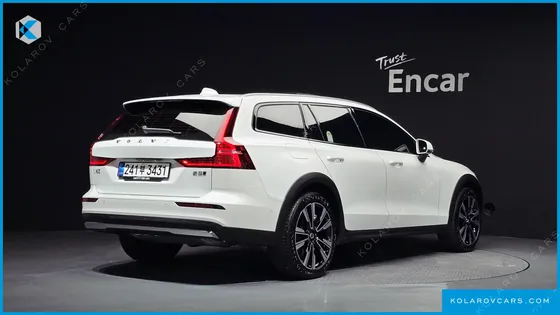 VOLVO V60 B5 ULTRA AWD